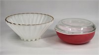 VINTAGE PINK PYREX BOWL W/ LID & WHITE BOWL