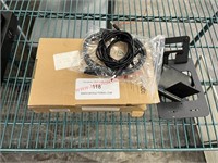 LOT -  CABLES & COMPONENTS