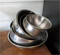 10 Stainless Bowls