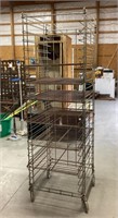 Wire mobile bakers rack-23.5 x 26 x 76
W-6- wire