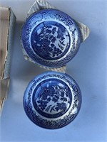 2 BLUE WILLOW FRUIT CEREAL BOWLS NEW