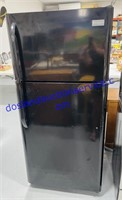Frigidaire Refrigerator (65 x 30 x 29)