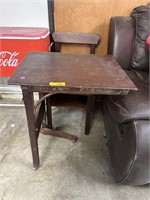 ANTIQUE SWING OUT SCHOOL DESK COOL PIECE