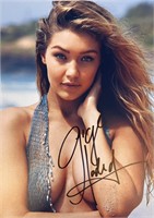 Autograph COA Gigi Hadid Photo