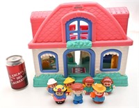Maison Fisher-Price avec figurines Little People