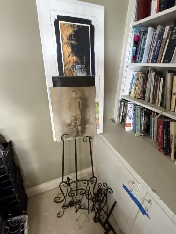 Art Easel and Picture Stands