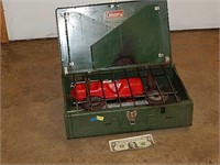 Vintage Coleman 425F Camp Stove