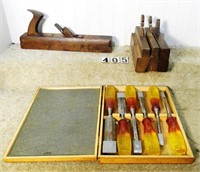 Tray lot assorted tools: 4 – various wooden