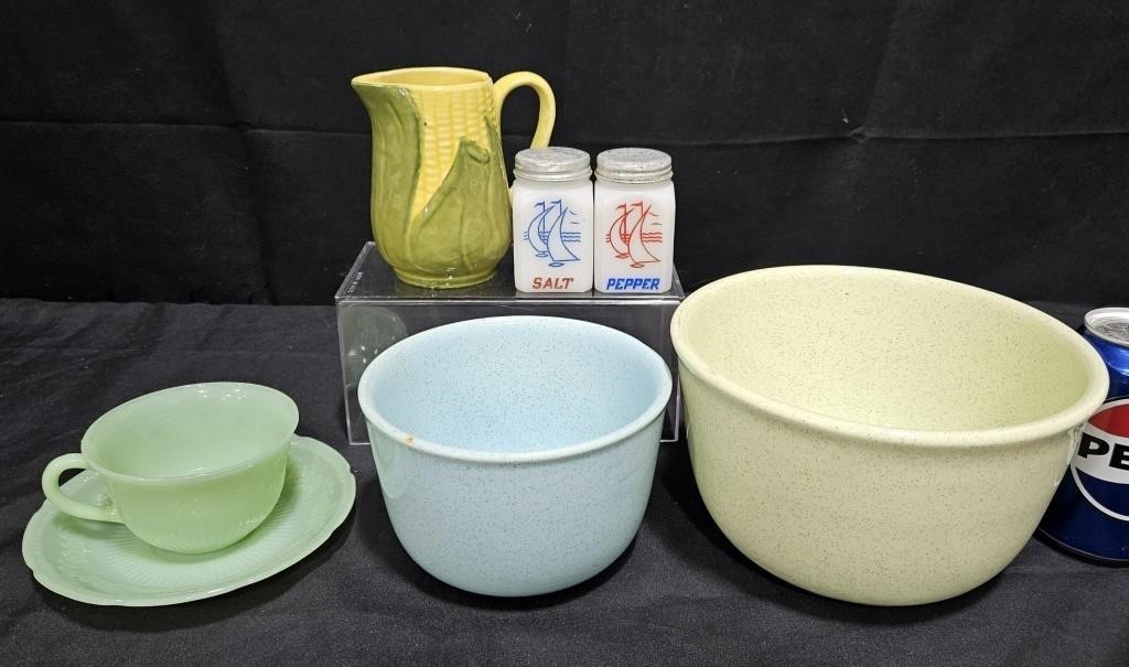 Vintage Kitchenware & Bowls - Shawnee, Bauer +