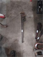 Rigid 36in pipe wrench