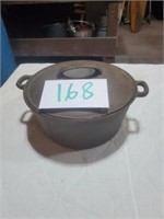 CAST IRON 10" DUTCH OVEN WITH LID