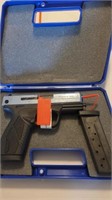 New Bersa/Talon 9mm model bp9cc pistol with case