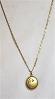 GOLD COLOURED CHAIN W LOCKET PENDANT