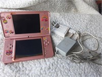 NINETENDO DS AND 2 CHARGERS, LIGHT  COMES ON