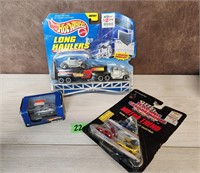 Racing Champions Mint Die Cast/Hot Wheels