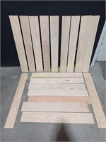 18 Thin Wood Planks