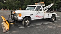 1990 Ford F Super Duty Wrecker/ Tow Truck