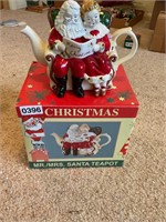 Mr and Mrs Santa Teapot