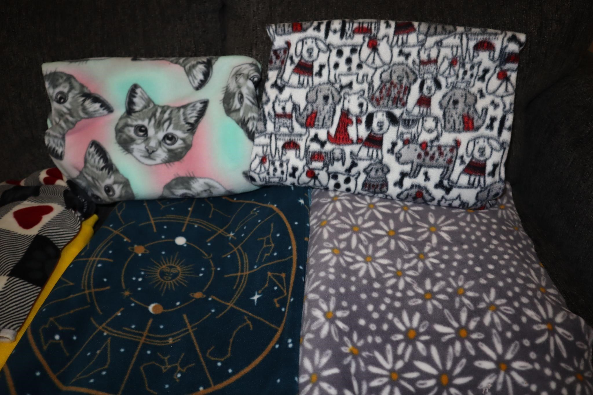 Quilting Fabric Bundle, flannel Cats & Dogs