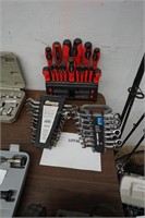 2-wrench sets & screwdriver set