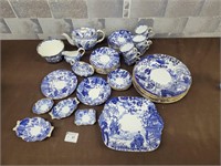 Fine china (Asian designs) blue on white pattern