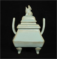 Chinese ru kiln porcelain incense burner