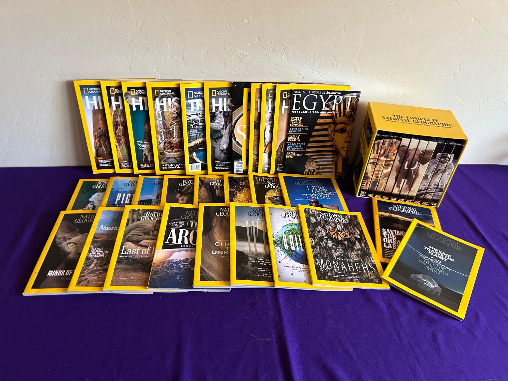 Huge Lot National Geographic Magazines