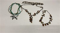 (4) necklaces, (3) chain necklaces