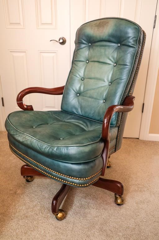 Blue Leather Office Swivel Chair on Casters