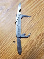 Camillus 1969 US military pocket knife