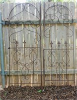 Outdoor metal gates