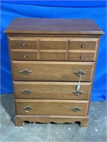 Wood 4 drawer dresser, dimensions are 30 x 17 x