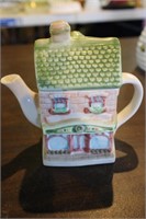 Ceramic Tea Pot House