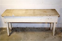 Vintage wooden bench; measures approx. 34 x 15