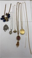 Group of costume jewelry necklaces in pb