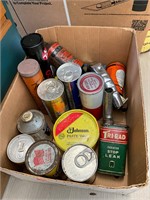 Vintage Oil Cans and Advertising