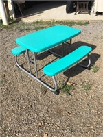 Lifetime Kids Picnic Table Folds Flat