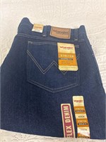 Wrangler 40x34 jeans