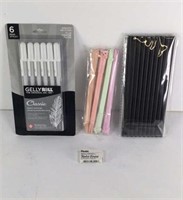 New Lot of 4 Pens & Pencils