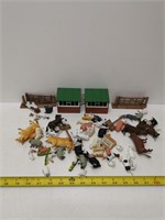 assorted lot of farm animals & buildings