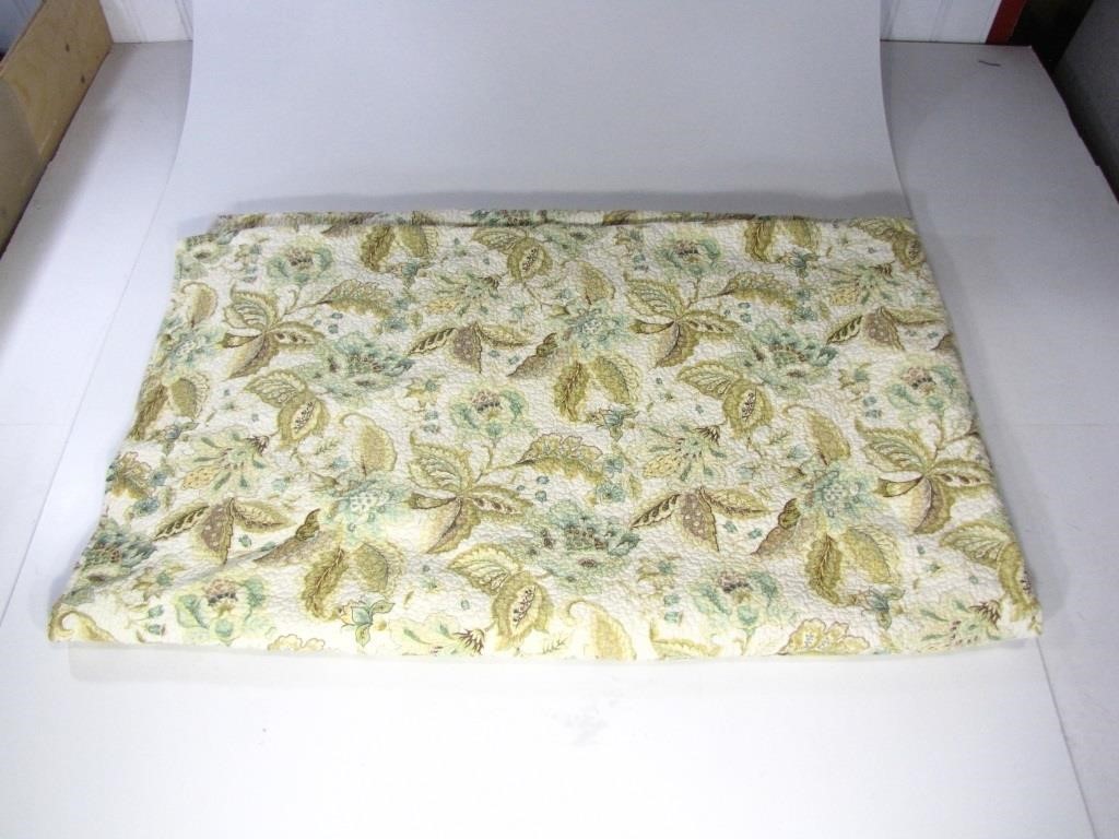 LARGE 100% COTTON BLANKET APPROX. 88" X 104"