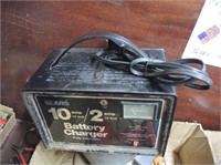 BATTERY CHARGER UNTESTED