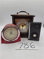Vintage Desk Clocks and Radio