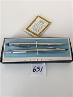 CROSS PEN SET BOXED