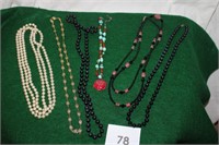 COSTUME JEWELRY - NECKLACES