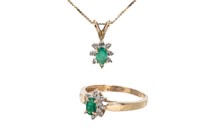14K GOLD EMERALD CLUSTER RING AND NECKLACE, 3.4g