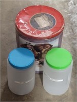 Tin Xmas Container & Plastic Kitchen Containers