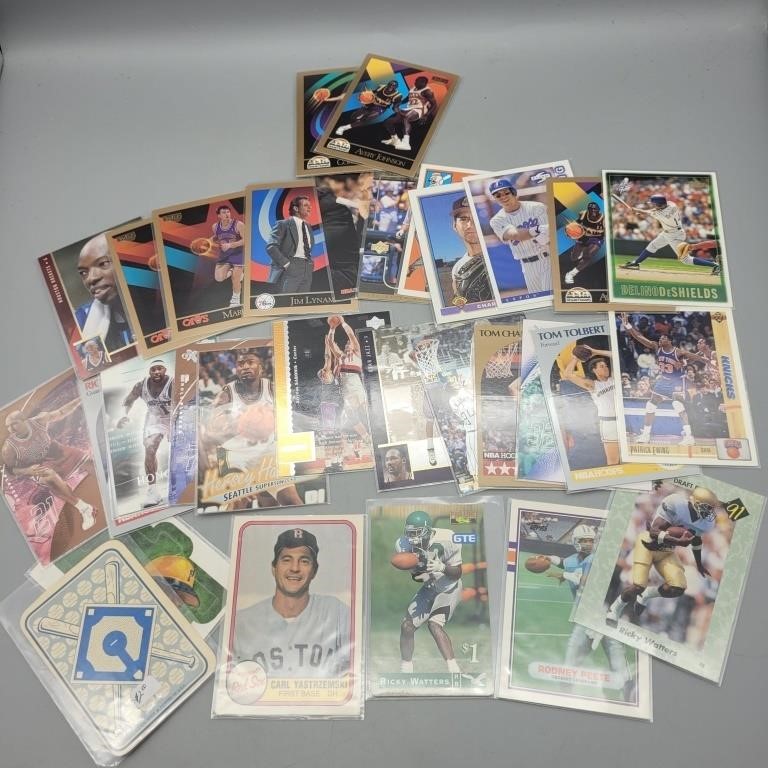 VARIOUS SPORTS CARDS