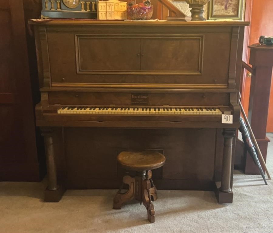 Exceltone Chase Hackley Piano Co. Upright piano