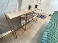 CONSOLE TABLE